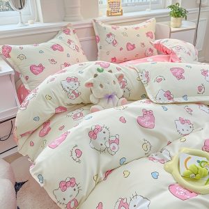 Hello Kitty 4-Piece Bedding Set - Machine Washable Anime Cartoon Themed Lightweight All-Season Cotton Quilt Cover, Sheet and Pillowcases with Zipper Closure -